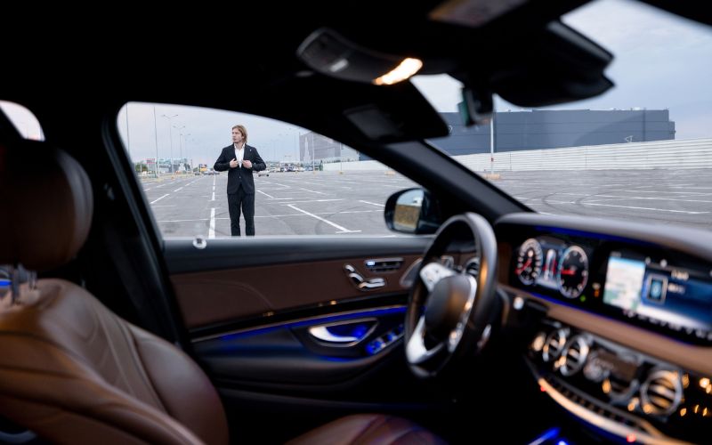 Chauffeur to Marriott Manchester